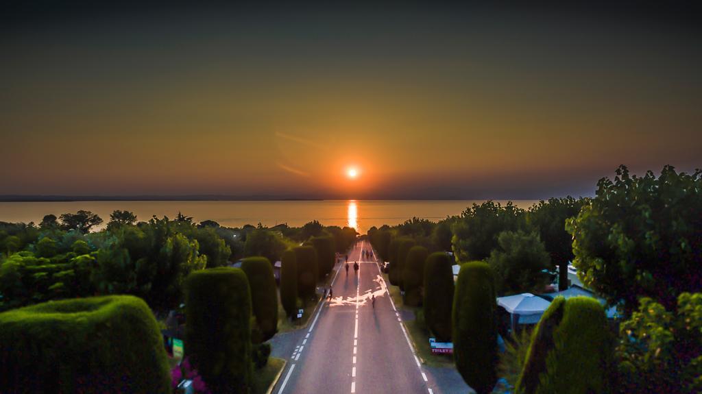 Camping Lido Λατζίζε Εξωτερικό φωτογραφία