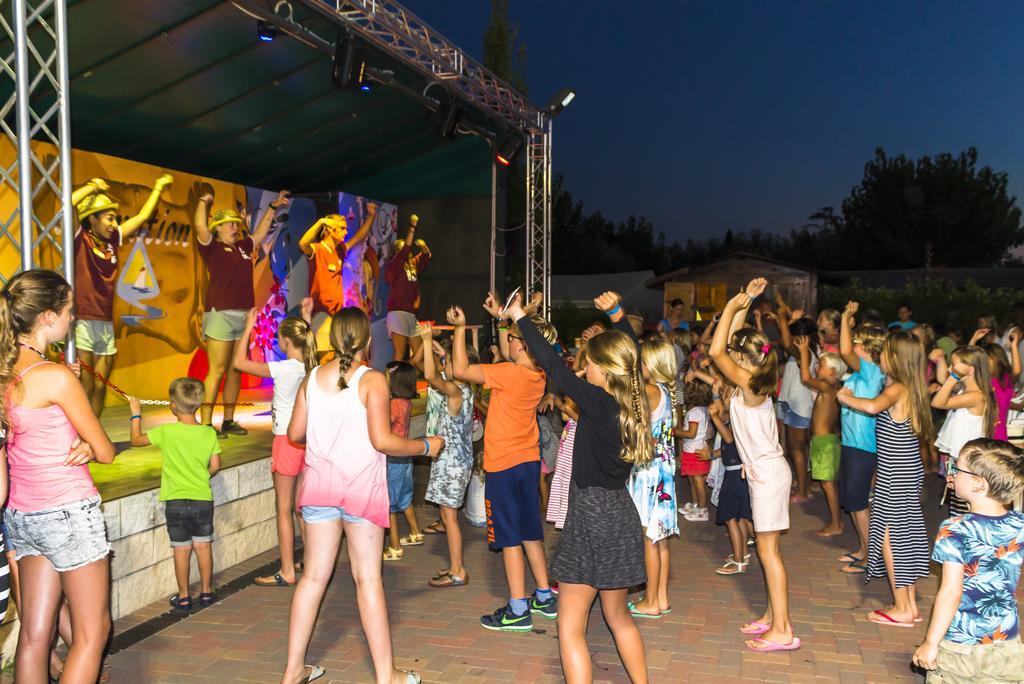 Camping Lido Λατζίζε Εξωτερικό φωτογραφία