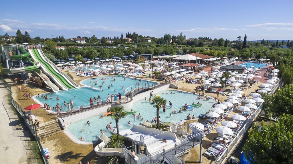 Camping Lido Λατζίζε Εξωτερικό φωτογραφία