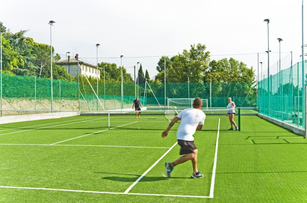 Camping Lido Λατζίζε Εξωτερικό φωτογραφία